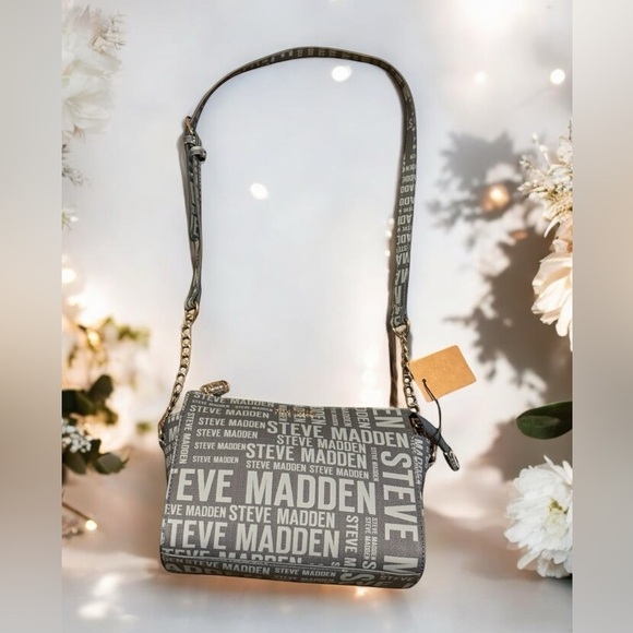 .. Steve Madden Logo crossbody handbag (NWT) - Picture 7 of 9